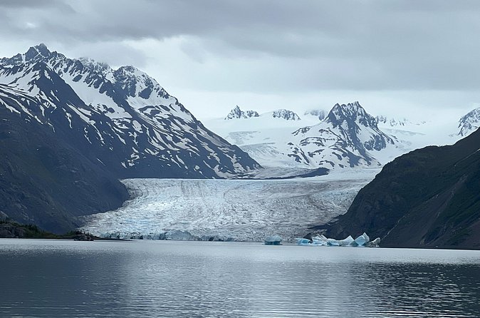 Grewingk Glacier Hike in Kachemak Bay - The Highlight: Views of Grewingk Glacier