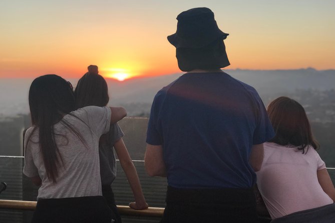 Griffith Observatory Hike: Guided Tour through Griffith Park - Views and Photo Opportunities