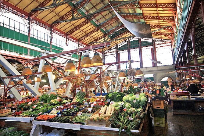 Grocery Market Food Tour with Tastings led by a local Chef - Exploring SantAmbrogio’s Market Stalls and Food Offerings