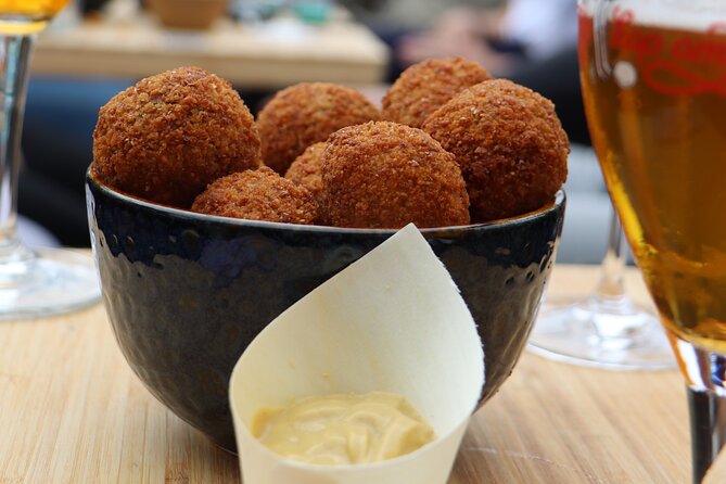 Groningen: Terrace Boat Experience with a Cozy Bar: 1 hour - Practicalities: Group Size, Accessibility, and Booking