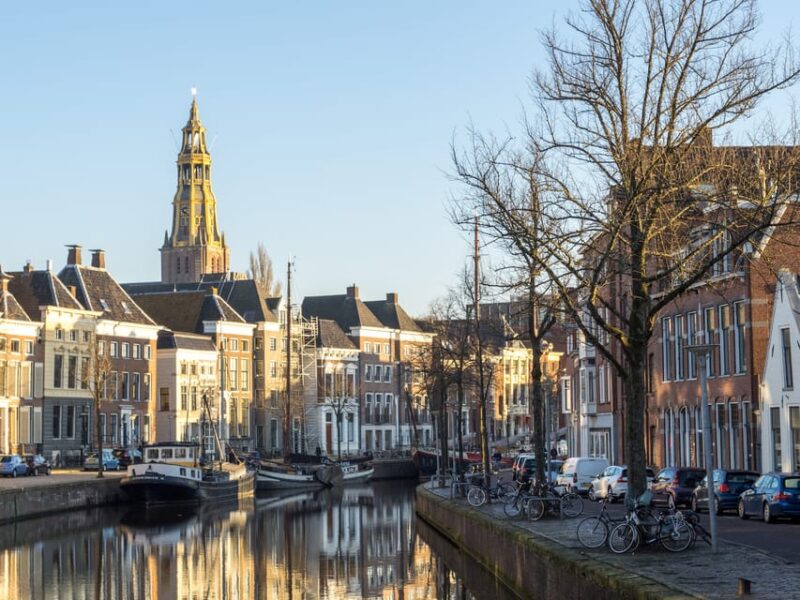 Groningen: Walking Tour with Local Guide - Discovering the Old Harbour and Historic Streets