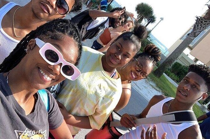 Groovy Galena Scavenger Hunt - The Role of the Remote Host in the Experience