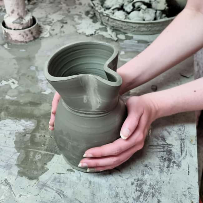 Grottaglie: Shape ceramics at the potter's wheel - Shaping Clay on the Potter’s Wheel Under Expert Guidance