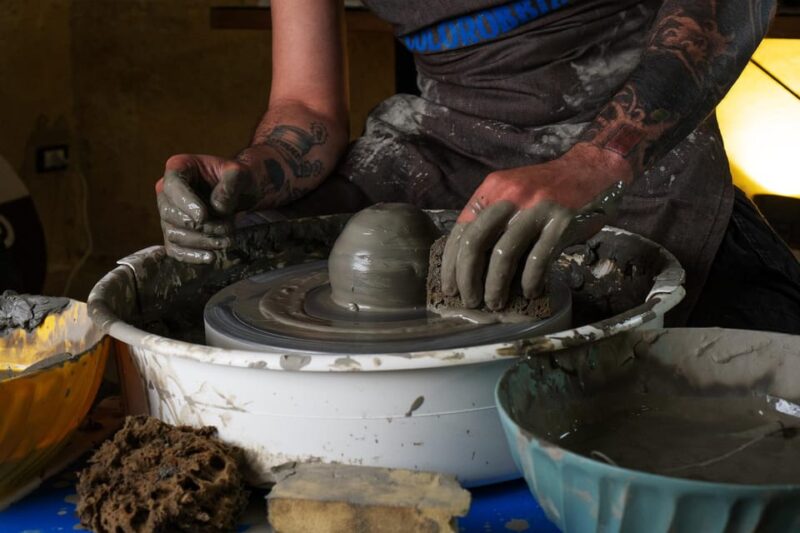 Grottaglie: Shaping Clay Dreams with a Ceramist - Key Points