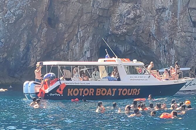 Group Blue Cave Tour- 3h duration - Exploring the Blue Cave and Its Stunning Colors