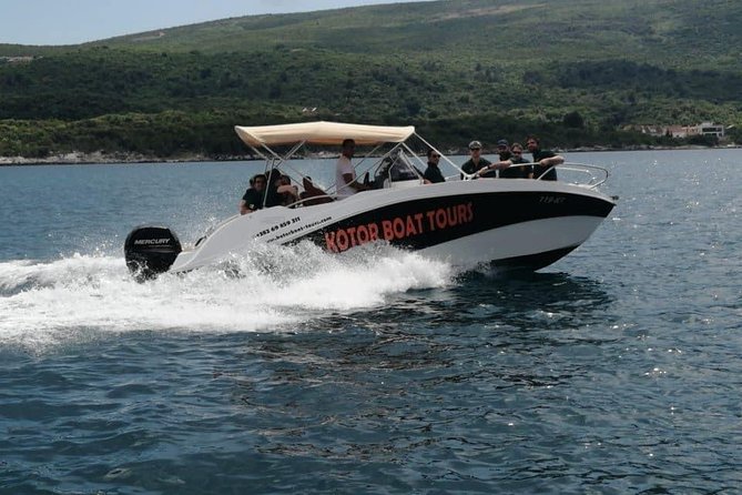 Group Blue Cave tour with a beach stop - 4h duration - The Captain and Crew: Experienced and Friendly