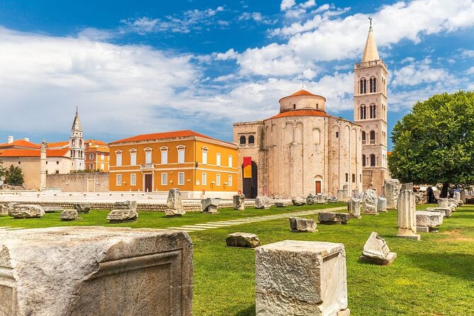 Group History Walking Tour in Zadar Old Town - Discover Zadar’s Historic Heart with a 1-Hour Guided Walking Tour