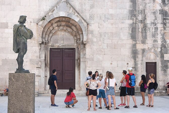 Group History Walking Tour in Zadar Old Town - Starting Point at Trg pet bunara
