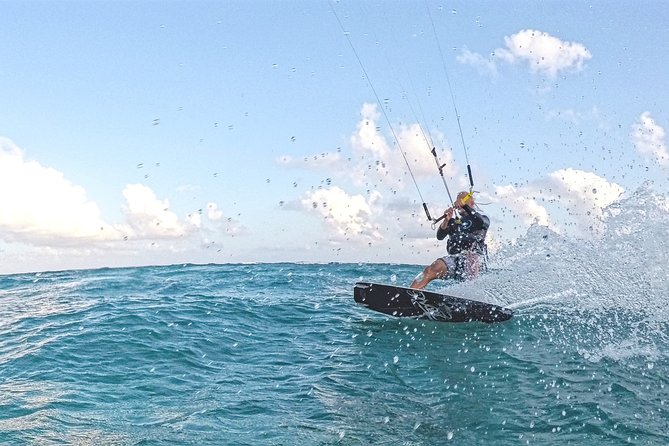 Group Kiteboarding Lesson in Tulum - Included Equipment and Facilities