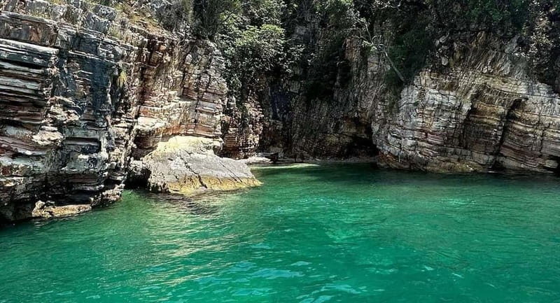 Group Tour 7 stops Saranda to Krorez Free Drink and Umbrella - Exploring Saranda’s Wild Coastline on a 7-Stop Boat Tour