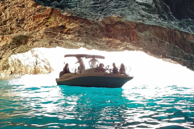 Group tour : Blue Cave boat tour 3 hours experience package - Key Points