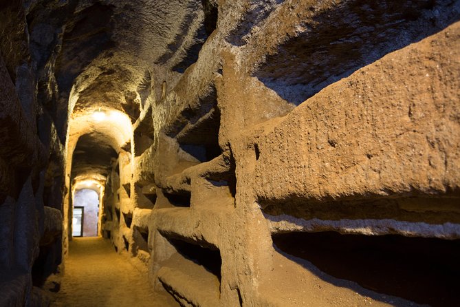 Group tour: Christian Catacombs - Guided Commentary and Expertise of the Tour Guides