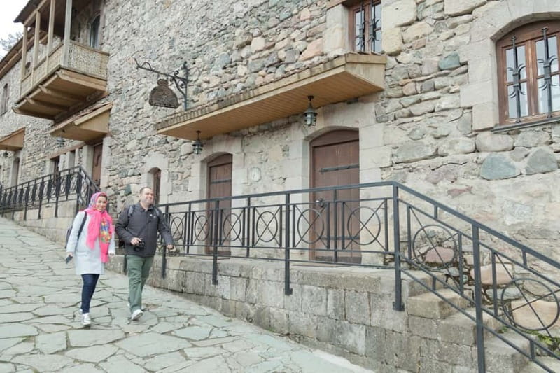 Group Tour: Dilijan, Parz Lake, Makaravank, wine factory - Key Points