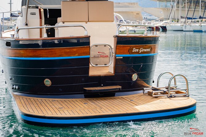 Group tour on the Amalfi Coast - Who Will Enjoy This Amalfi Coast Boat Tour?