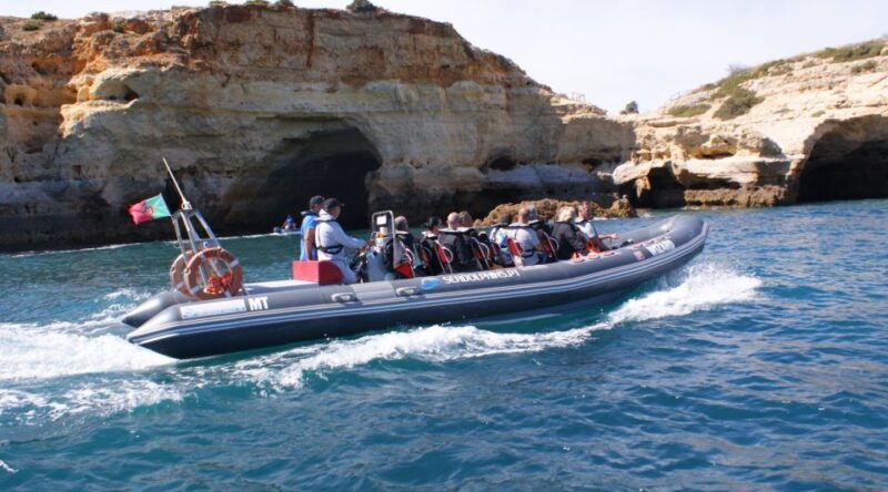 Grutas de Benagil - Comfortable, Small-Boat Experience with a Knowledgeable Guide