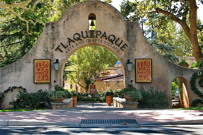 Guadalajara and Tlaquepaque City Sightseeing Tour - The Guide and Tour Experience