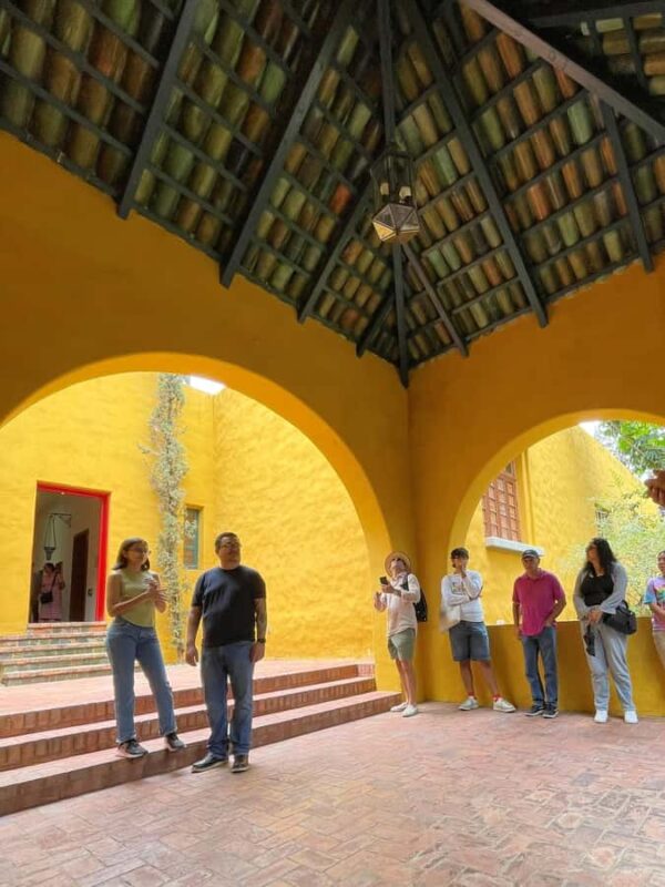 Guadalajara: Architecture of Luis Barragan and Street Food - Exploring Luis Barragán’s Regionalist Architecture in Guadalajara