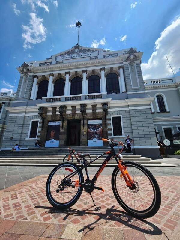 Guadalajara: Bicycle rental per day. - Why Choose Happy Bici Guadalajara?