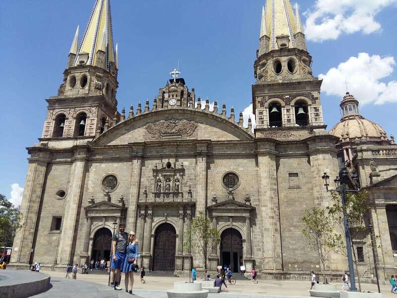 Guadalajara: Culture, Architecture, and Market Walking Tour - Passing by Teatro Degollado and Enjoying the City Views