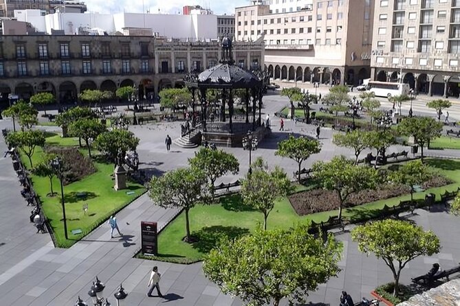 Guadalajara Must-See Attractions Walking Tour with a Guide - Practical Details and Logistics of the Tour