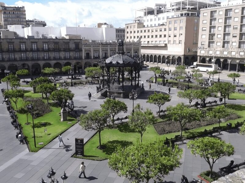 Guadalajara : Must-See Sites Walking Tour With A Guide - Who Will Enjoy This Tour Most