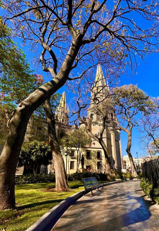 Guadalajara: Private Food Tour and Architecture Sightseeing - Starting Point at Hotel de Mendoza in Guadalajara