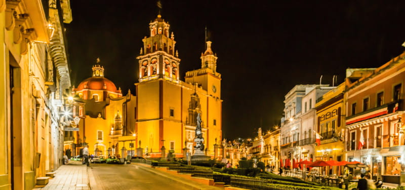 Guadalajara - Sierra Gorda by Motorcycle: SM Allende, Bernal, Guanajuato - Discovering San Miguel de Allendes Architectural Beauty