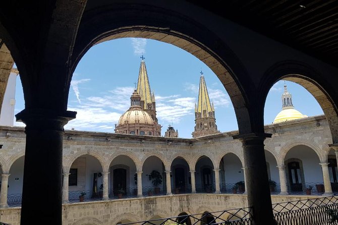 Guadalajara's Best Cultural Tour - Visiting Local Markets and Religious Sites
