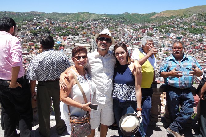 Guanajuato City Tour - Visiting Key Architectural Gems: Teatro Juarez and the University