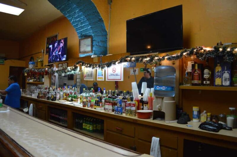 Guanajuato: Sips of History, Mezcal, and Legends - Key Points