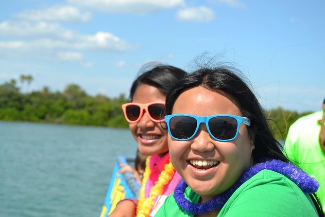 Guaranteed Dolphin Sighting Tour on Tropics Boat Tours - The Crew and Captain’s Expertise