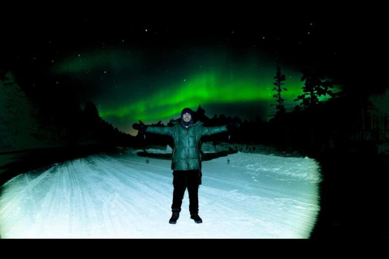 Guaranteed Northern Lights Hunting Tour with Photos - Group Size and Atmosphere