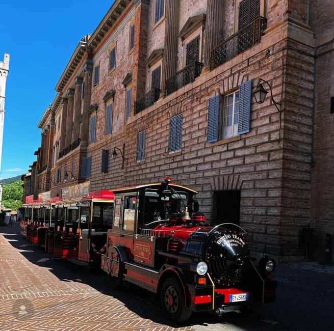 Gubbio: Panoramic Train Tour with Audio Guide - Discover Gubbio’s Medieval Streets from the Comfort of a Panoramic Train