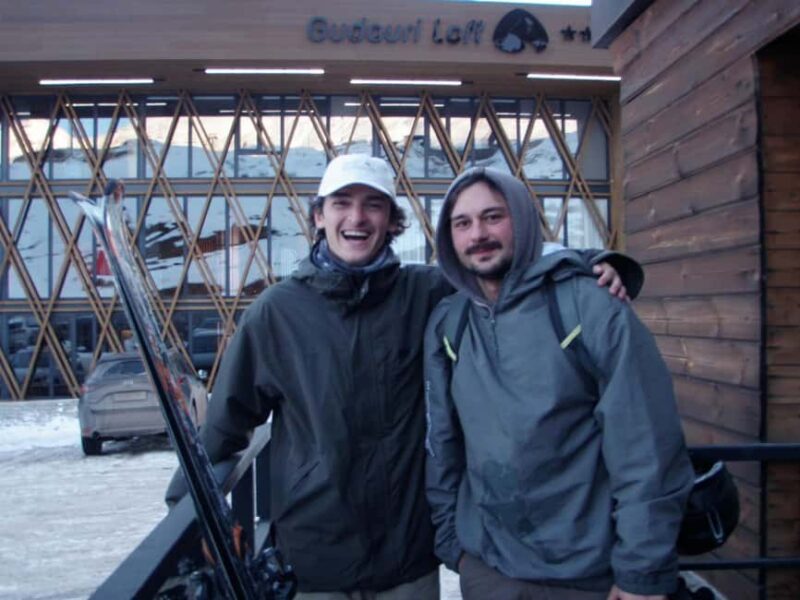 Gudauri: Snowboard/Ski Instructors - Logistics and Meeting Point in Gudauri