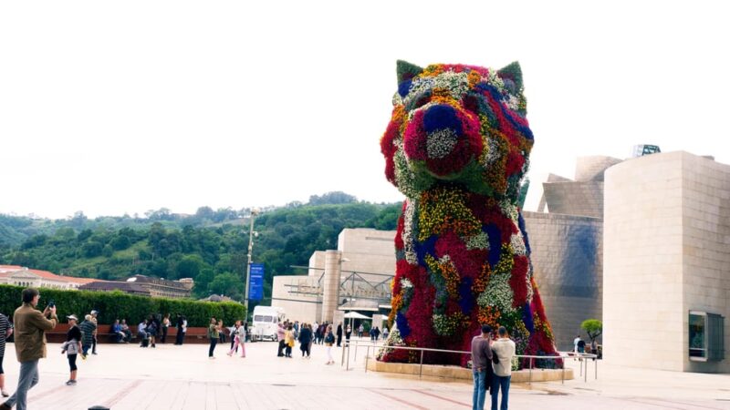 Guggenheim: Art explained by artists - Key Points