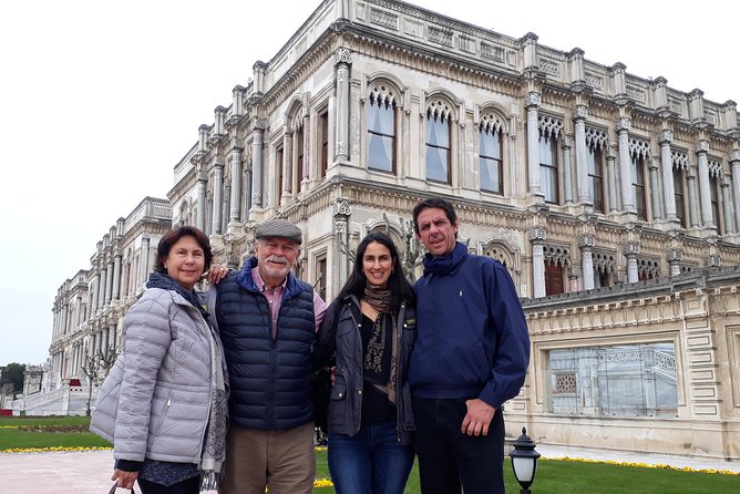 Guide and Private Driver of Tourism in Istanbul - Logistics: Meeting Point, Transport, and Timing