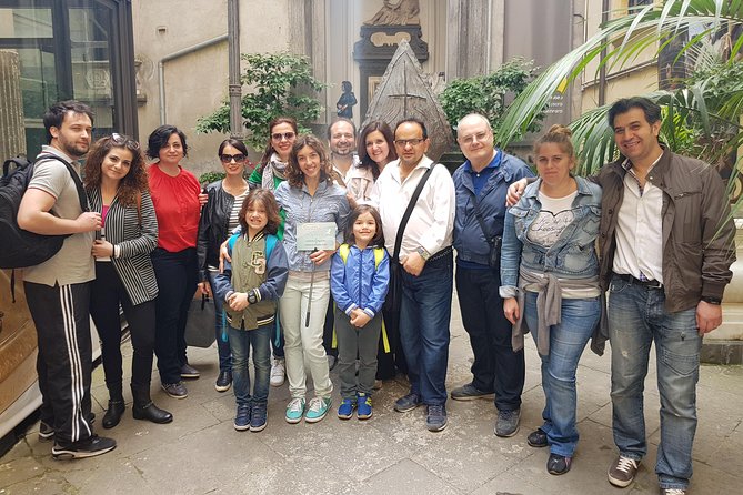 Guide tour in Naples downtown with an art expert - Exploring Naples’ Old Town with an Art Expert