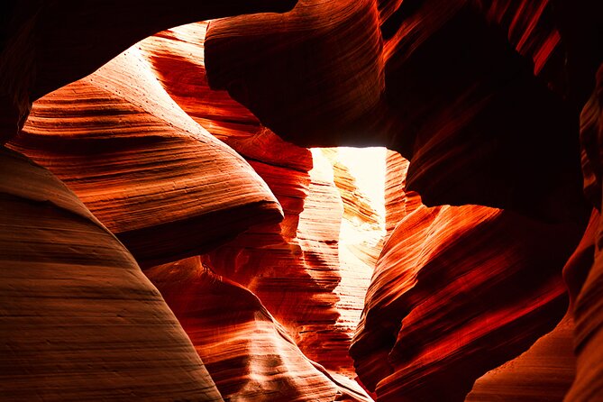 Guided Antelope Canyon & Horseshoe Bend Day Tour from Las Vegas - Returning to Las Vegas: Long Day with Notable Highlights