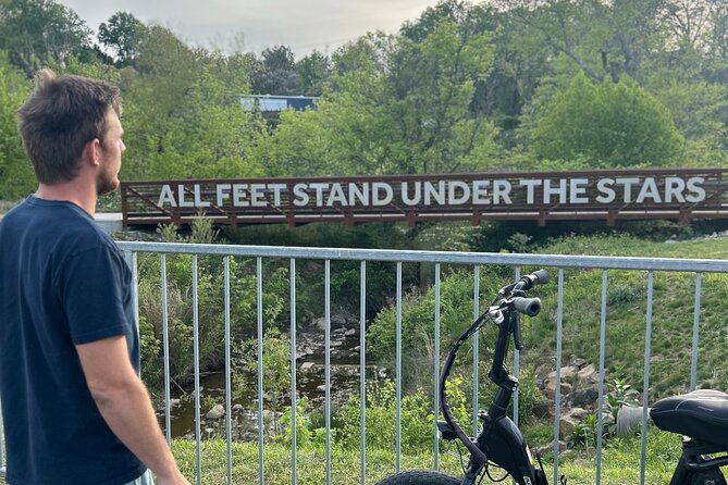 Guided Asheville E-bike Tour of River Arts, Mountains and Murals - Easy Starting Point at Carrier Park