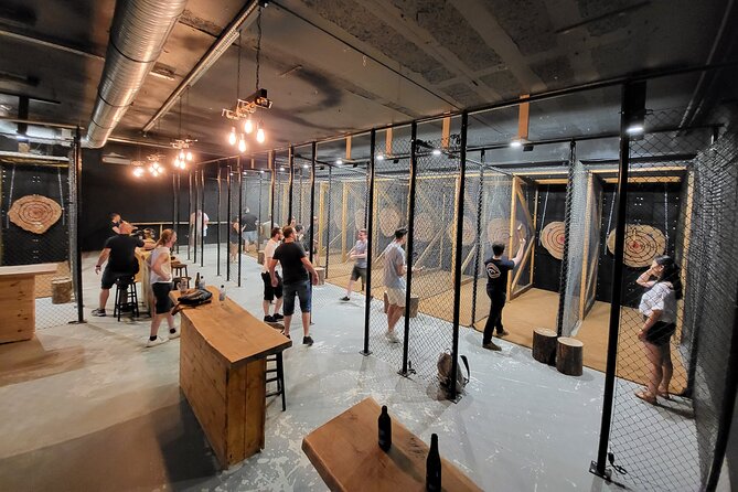 Guided Axe Throwing Experience in Frankfurt Altstadt - Key Points