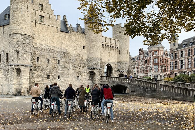 Guided Bike Tour: 2 Hours Highlights of Antwerp - The Iconic Cathedral of Our Lady