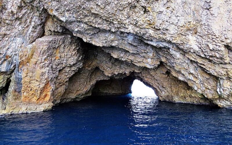 Guided Boat Tour to Medes Islands & Roca Foradada with Swim - Exploring the Imposing Cliffs and Hidden Coves