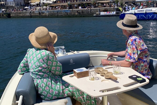 Guided boat tour with wine and sunset option. - Expert Guides Share Engaging Stories About Porto