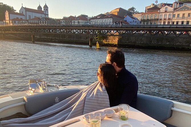 Guided boat tour with wine and sunset option. - Logistics and Group Size: Personalized and Convenient