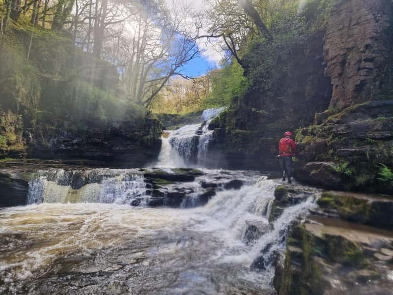 Guided Breacon Beacons 4 waterfalls in day hike from Cardiff - Practical Details: What to Bring and Expect