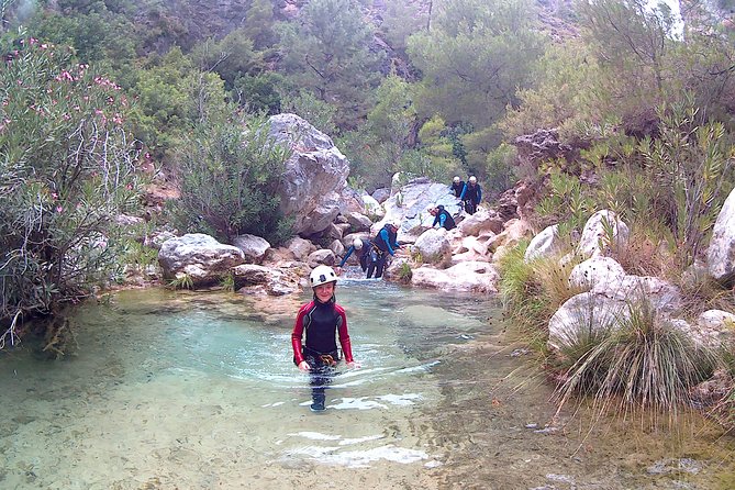 Guided Canyoning in Granada: Lentegi Canyon - Trekking to the Lentegi Canyon Start Point