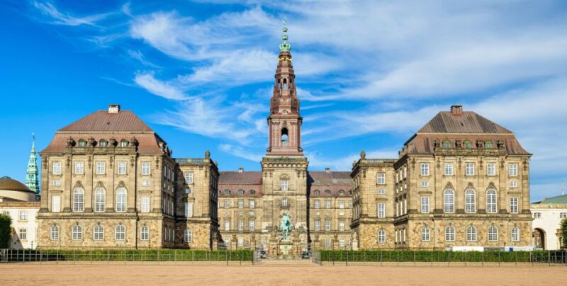 Guided Car Tour of Copenhagen City Center, Nyhavn, Palaces - Visiting Rosenborg Castle and the Kings Garden