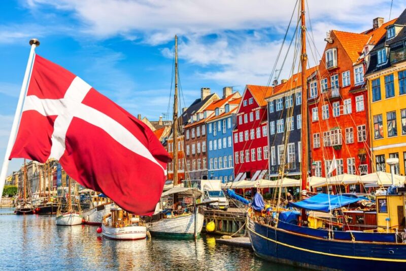 Guided Car Tour of Copenhagen City Center, Nyhavn, Palaces - Churches and Architectural Landmarks