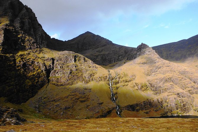 Guided Climb of Carrauntoohil with KerryClimbing.ie - What Makes This Tour Stand Out