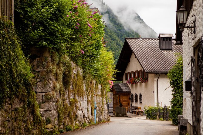 Guided Day Trip to Hallstatt with a local from Vienna - Discovering Hallstatt: The Iconic Lakeside Village